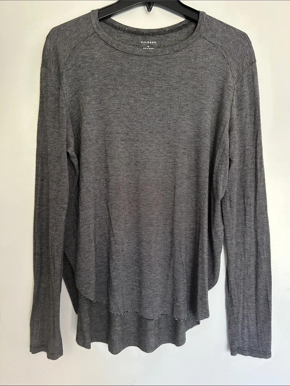 Halogen Heather Gray Long Sleeve Crewneck Top